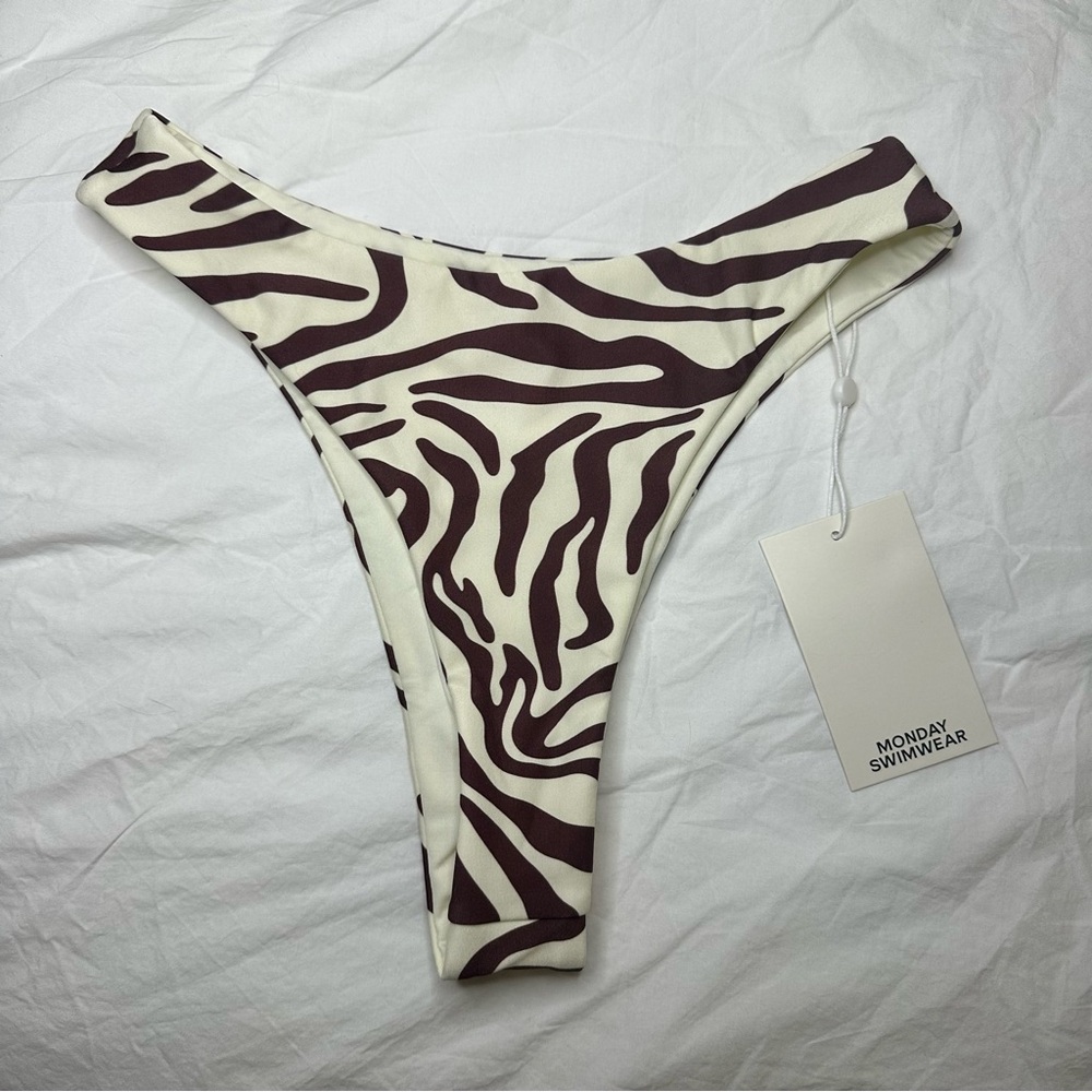 Monday Swimwear zebra Capri thong bottoms NEW - P / XS